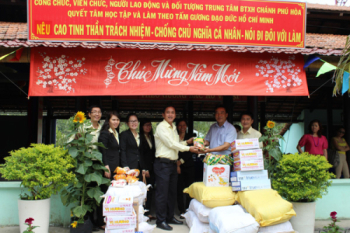 TỪ THIỆN XUÂN 2014 - ẤM ÁP NGHĨA TÌNH